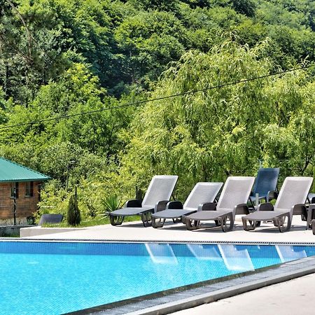 Vila Sunce Village Resort Konjic Buitenkant foto