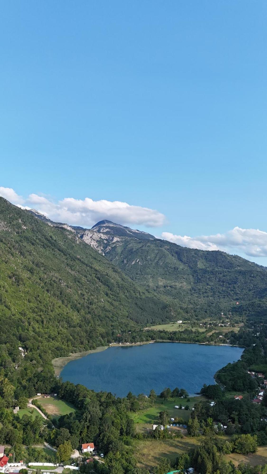 Vila Sunce Village Resort Konjic Buitenkant foto