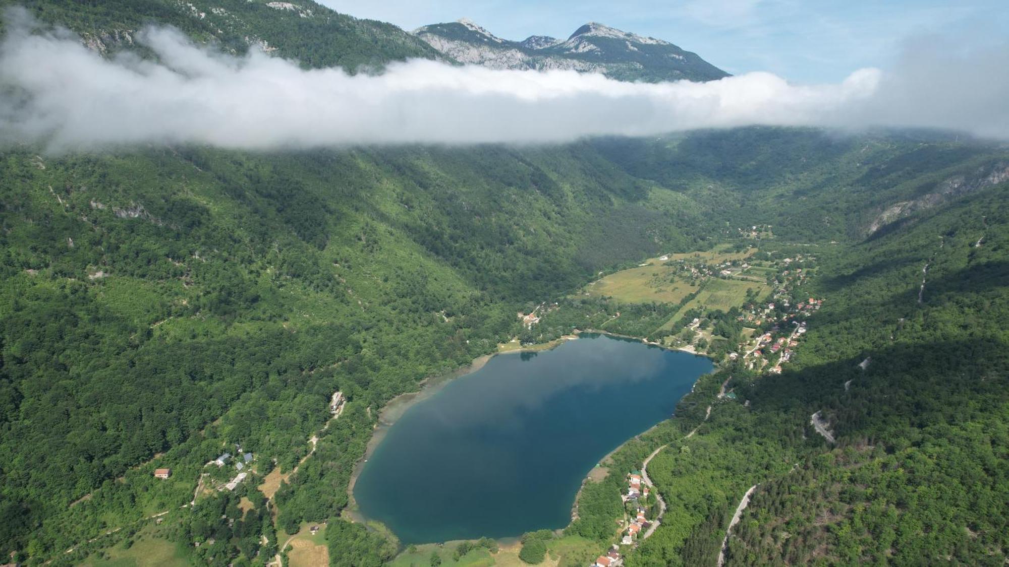 Vila Sunce Village Resort Konjic Buitenkant foto