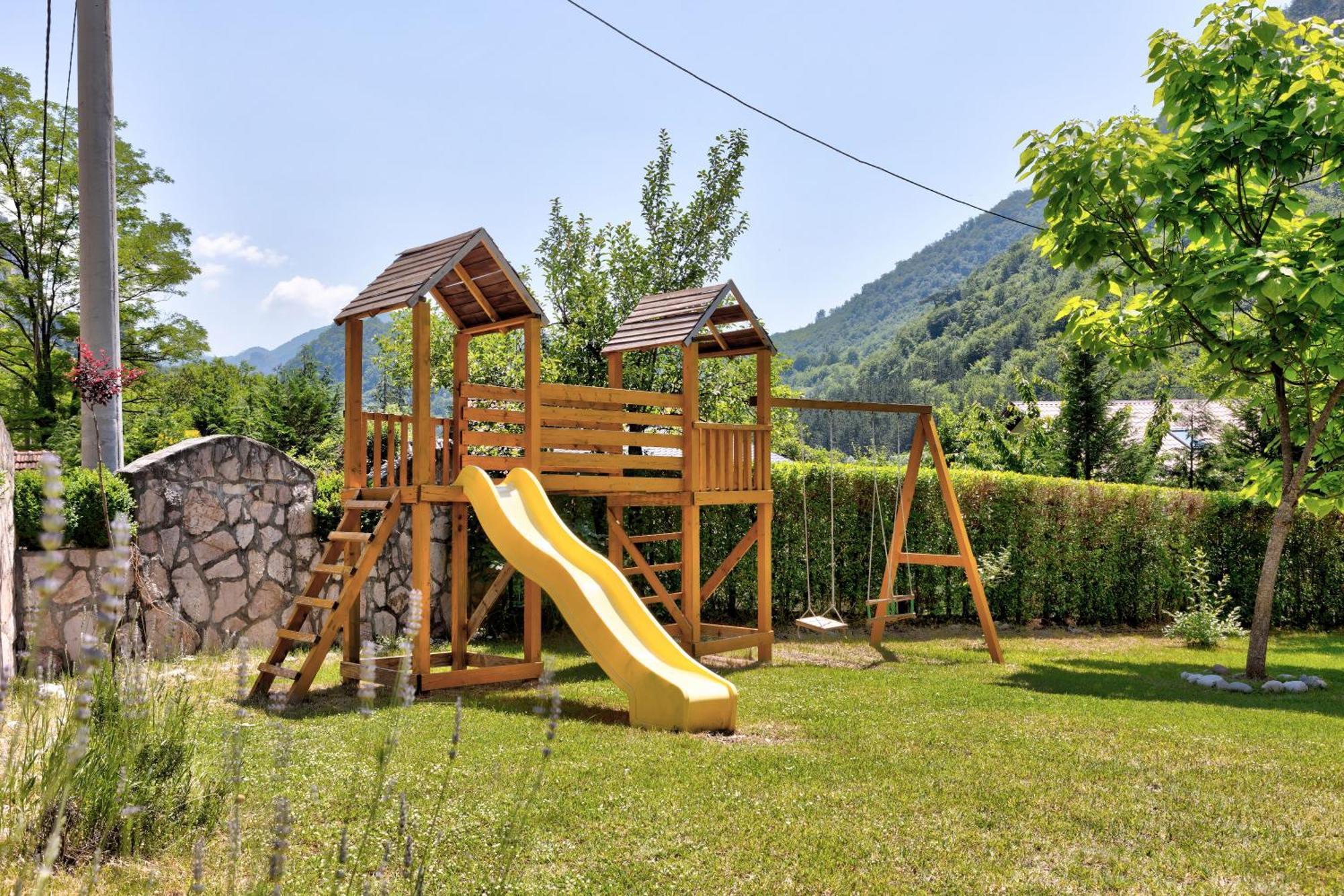 Vila Sunce Village Resort Konjic Buitenkant foto