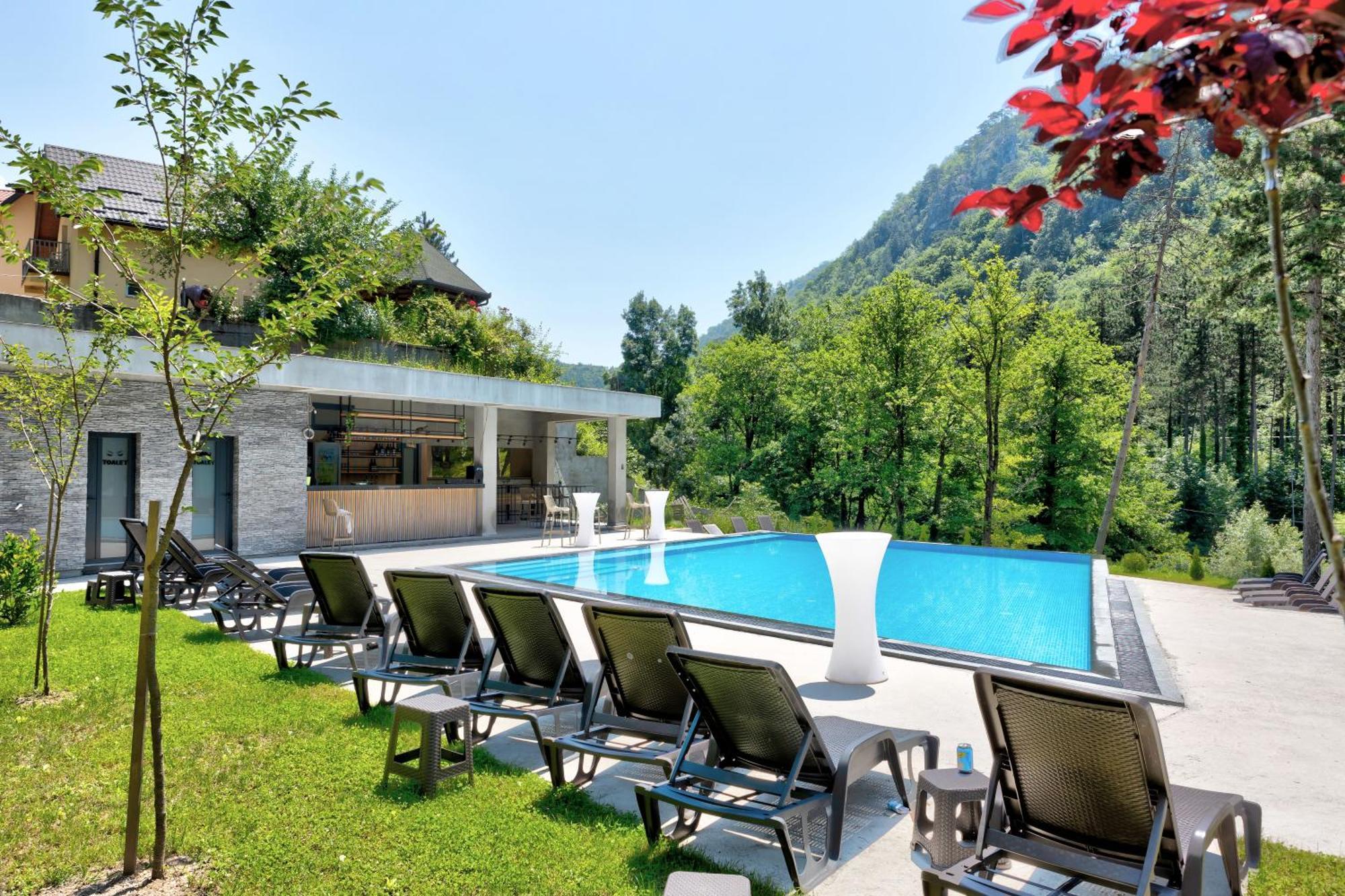 Vila Sunce Village Resort Konjic Buitenkant foto