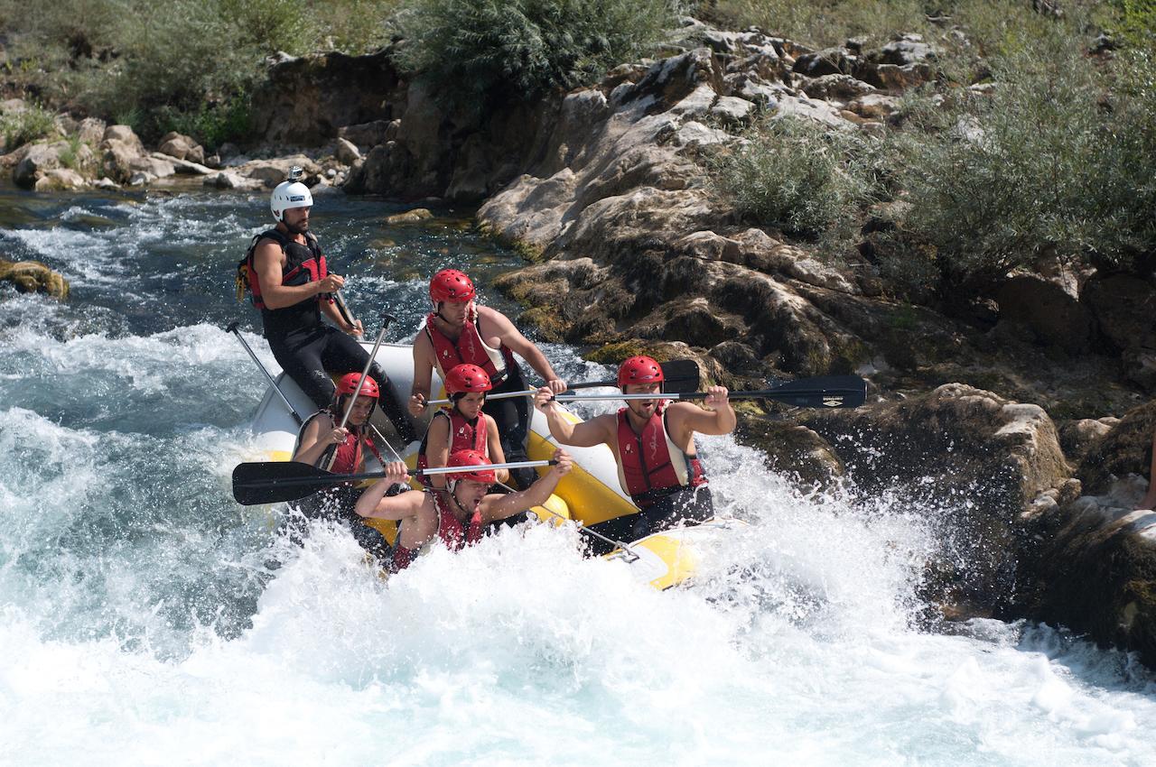 Vila Sunce Village Resort Konjic Buitenkant foto